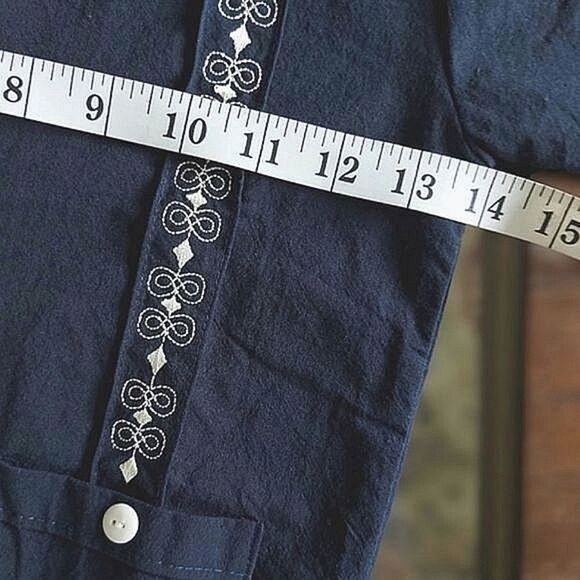 Kid's navy short sleeve Mexican guayabera shirt - Picture 7 of 9